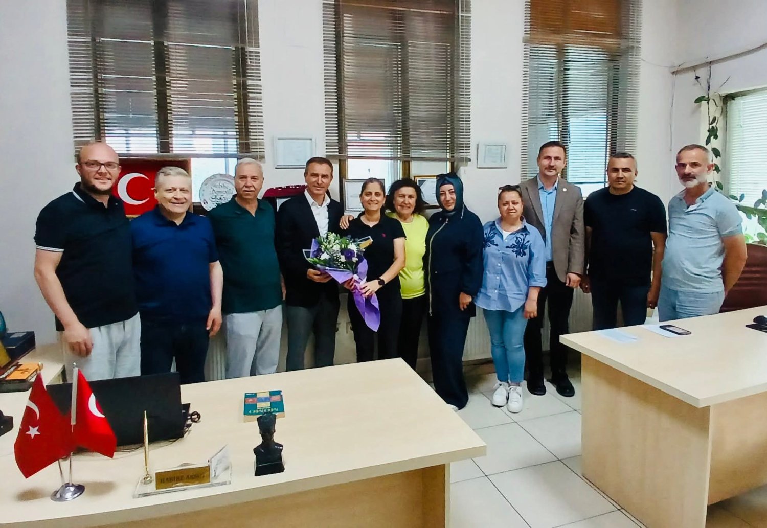 Kadın Muhtarlar Derneği Kocaeli Başkanlığı'na Tebrik Ziyareti
